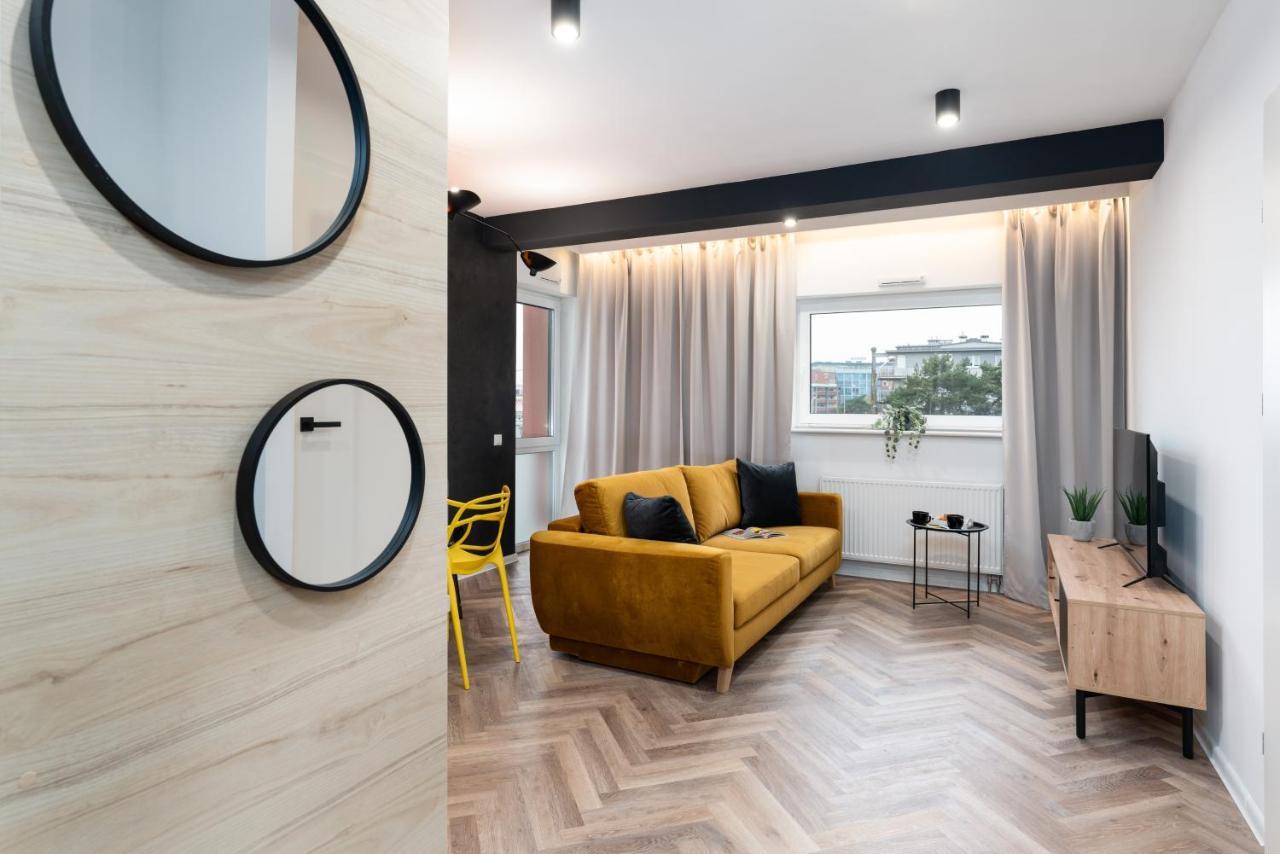 Loft Style Apartments Opienskiego With Parking By Noclegi Renters Posen Exterior foto